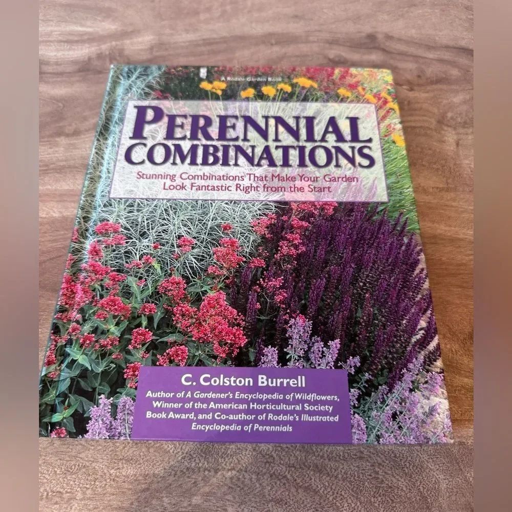 Perennial Combinations: Stunning Combinations That Make Your Garden Look Hardcov
